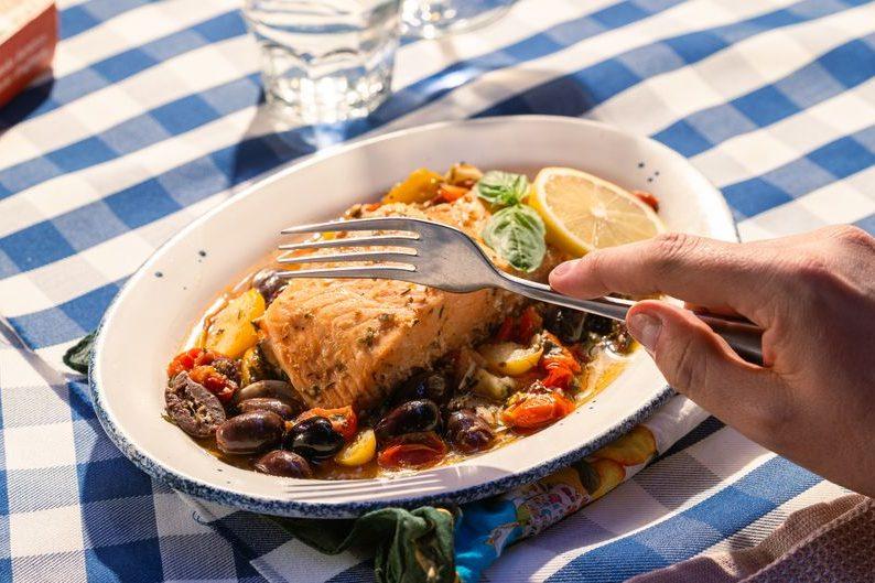 Baked Salmon with Fennel & Tomatoes