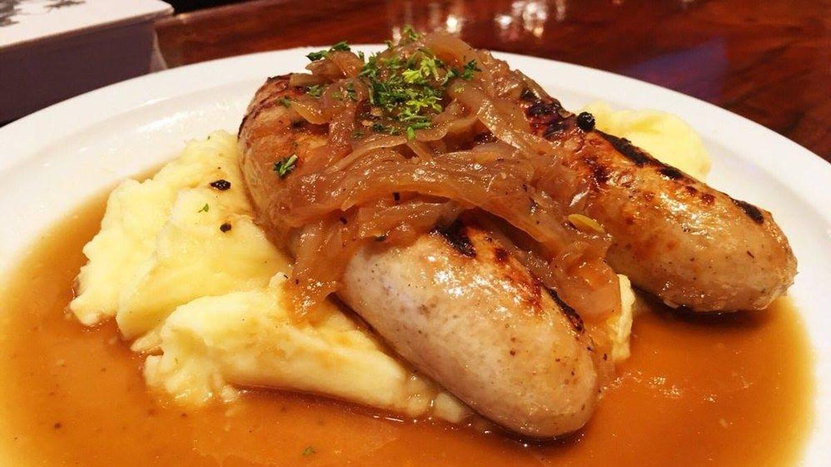 Sausages and mash