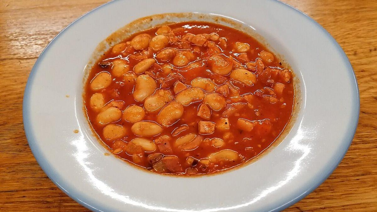 Bean and Sausage Hotpot