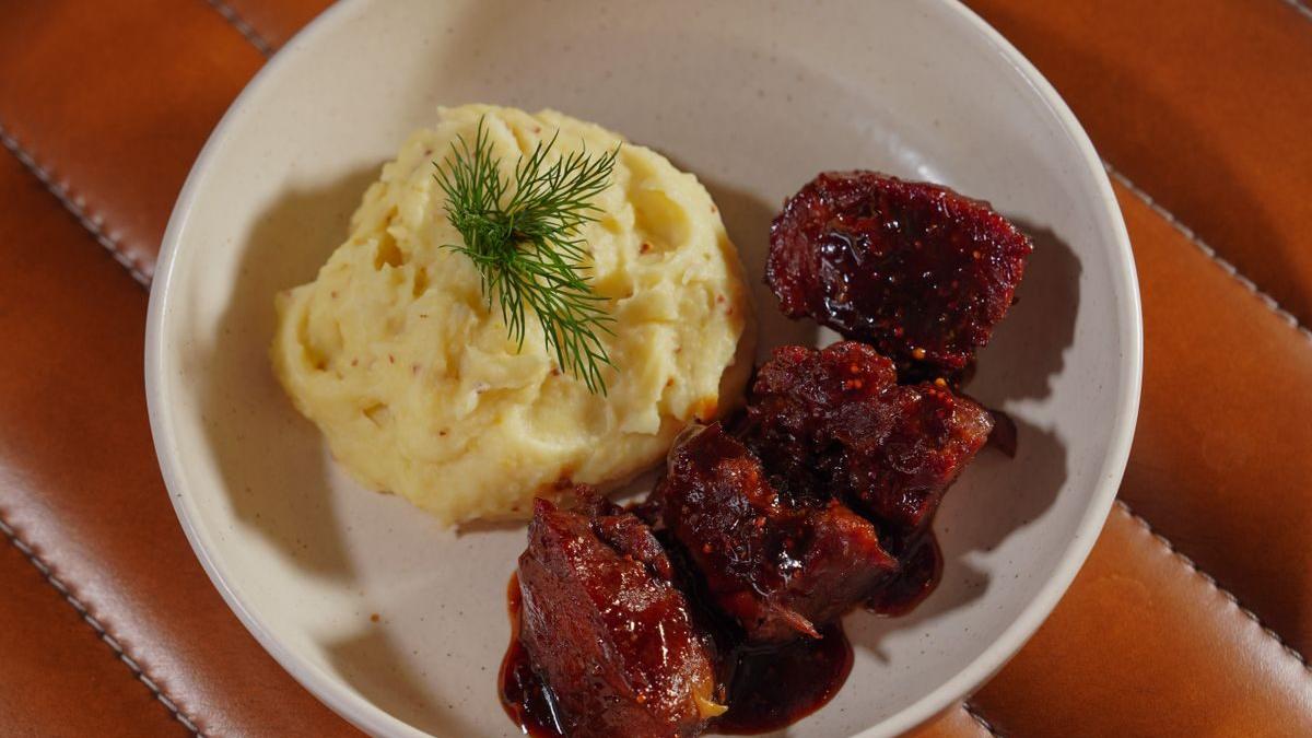 Galbi Jjim (Braised Short Ribs)