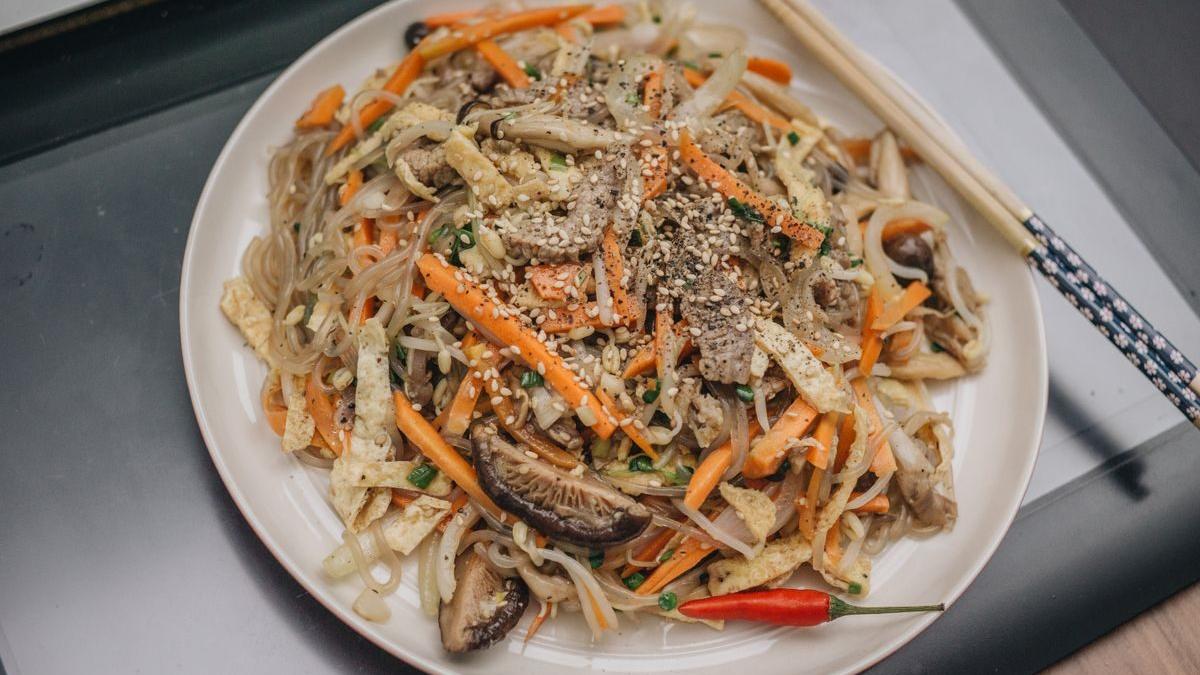 Japchae (Korean Glass Noodles)