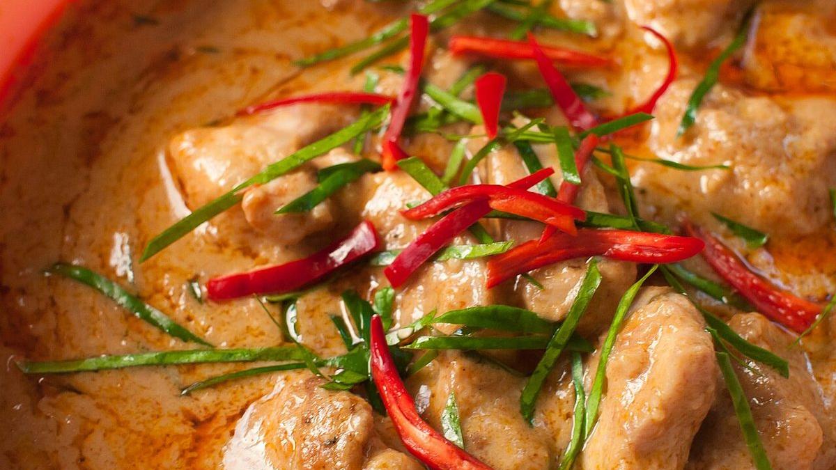 Panang Chicken Curry (Kaeng Panang Gai)