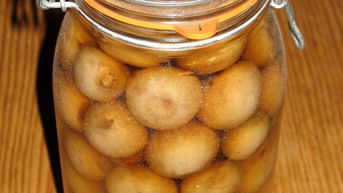 Pickled onions