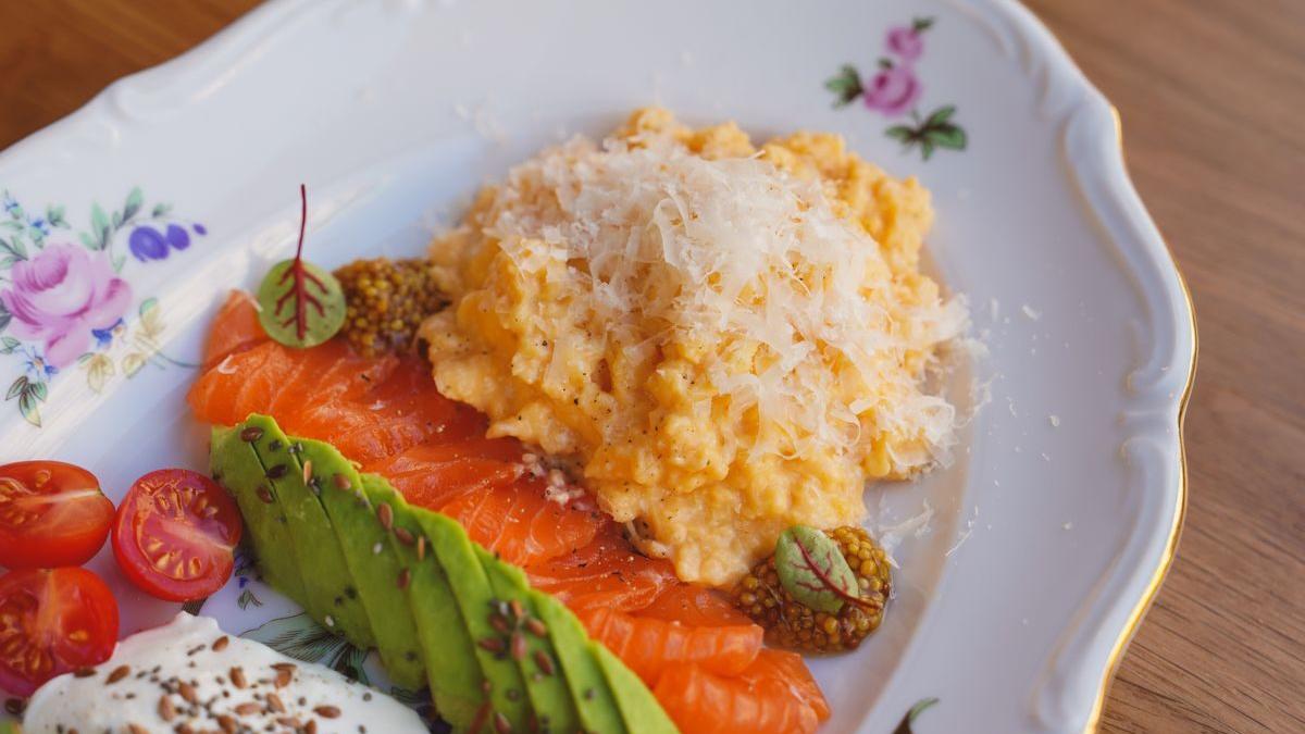 Scrambled Eggs with Smoked Salmon
